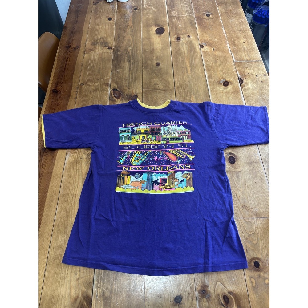 Vintage New Orleans‎ French Quarter Bourbon St Louisiana Souvenir T-Shirt Purple
